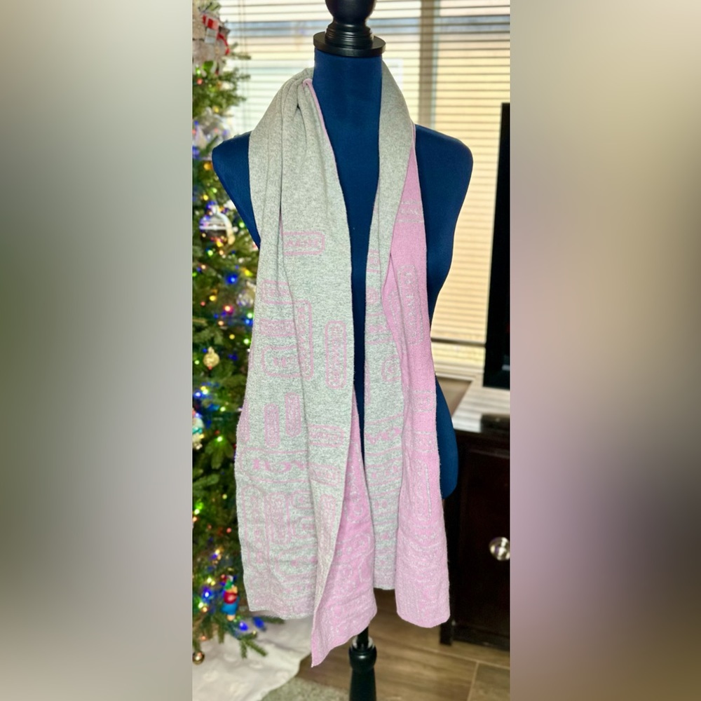 EUC Coach Wool/Angora/Cashmere Pink & Gray Reversible Long Winter Scarf - Picture 3 of 7